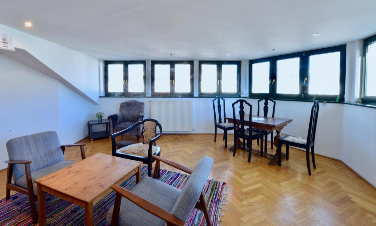 Spacious Flat With Panoramic View ウィーン エクステリア 写真